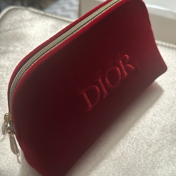 Dior original Red velvet pouch - Picture 3 of 4